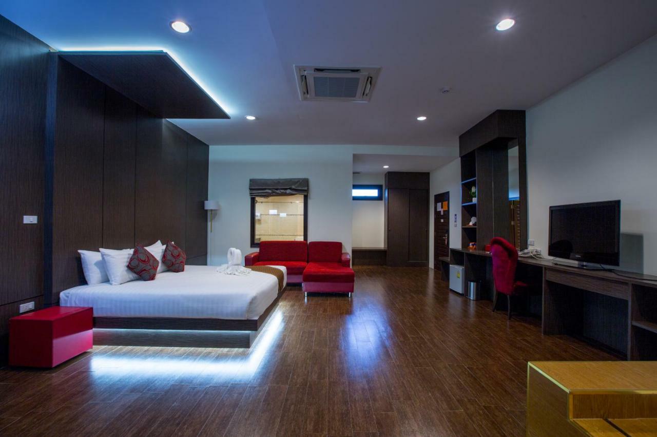 The Rich Hotel Ubonratchathani Ubon Ratchathani Exterior photo
